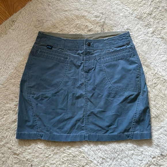 Kuhl Dresses & Skirts - Kuhl Skirt Blue size 4